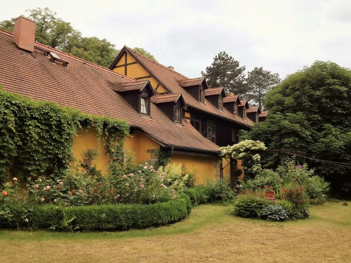 Ferienwohnung Im Kastanienhof Dresden, Buhlau