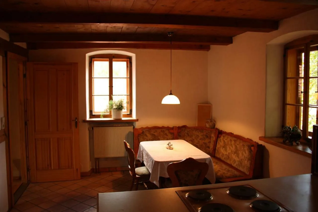 Apartman Ferienwohnung Im Kastanienhof Dresden, Buhlau